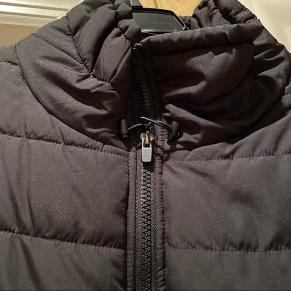Fabletics Black Puffer Jacket - Picture 3 of 7
